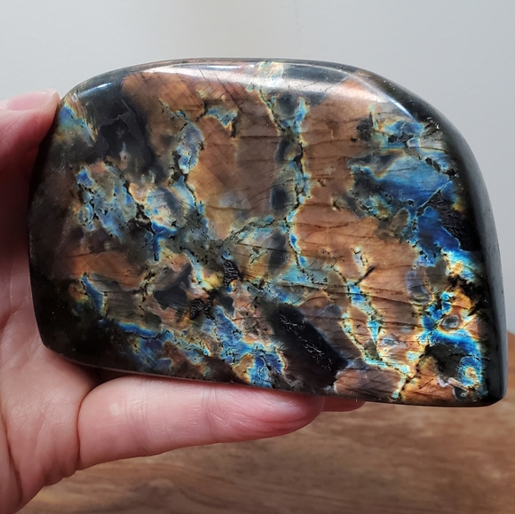 Labradorite Crystal Freeform 1.59 pounds - Picture 10 of 16